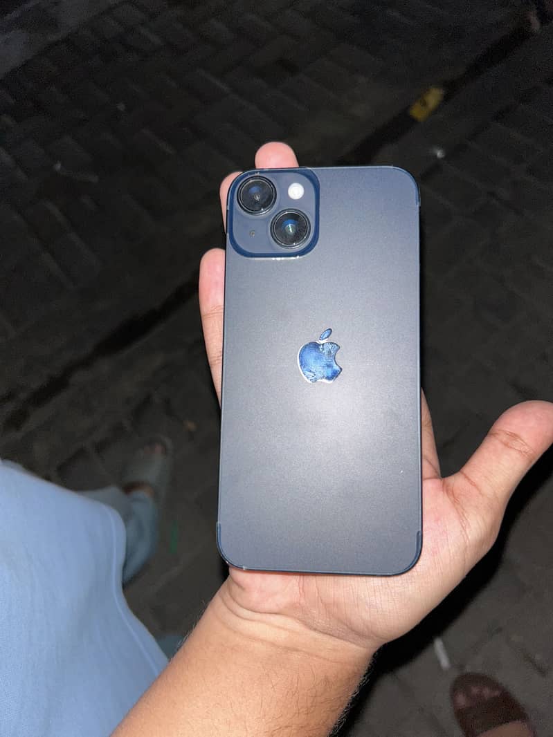 Apple iPhone 14 JV 1