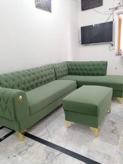 L shaped sofa 7 seater with puffy