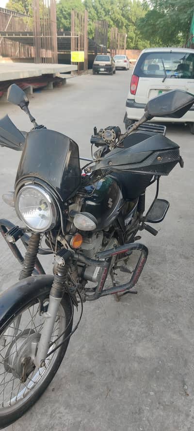 2023 Suzuki GS 150