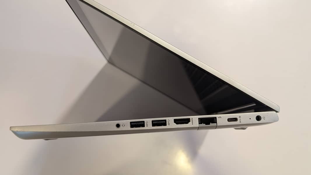 HP Laptop 4