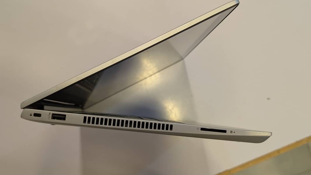 HP Laptop 5