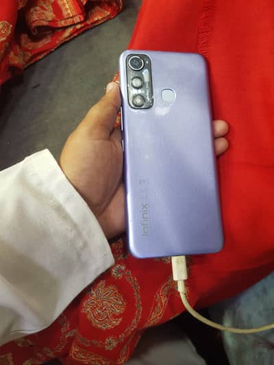 Infinix Hot 11