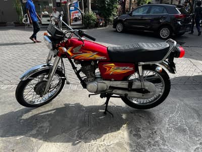 Honda CG 125 2021 - Excellent Condition