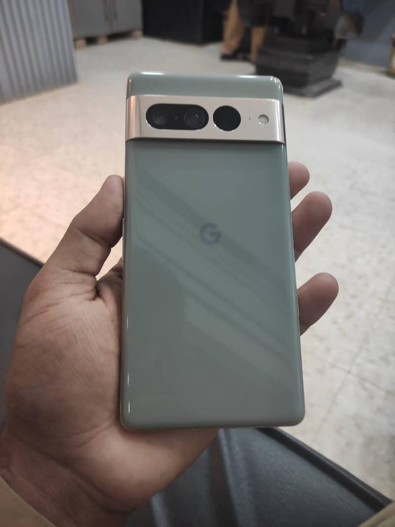 Google Pixel 7 Pro 0