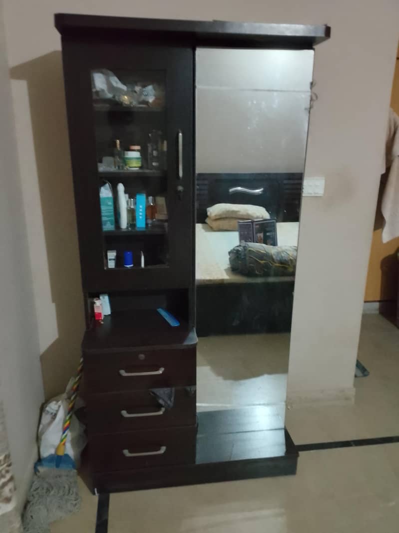 Dressing Table 1