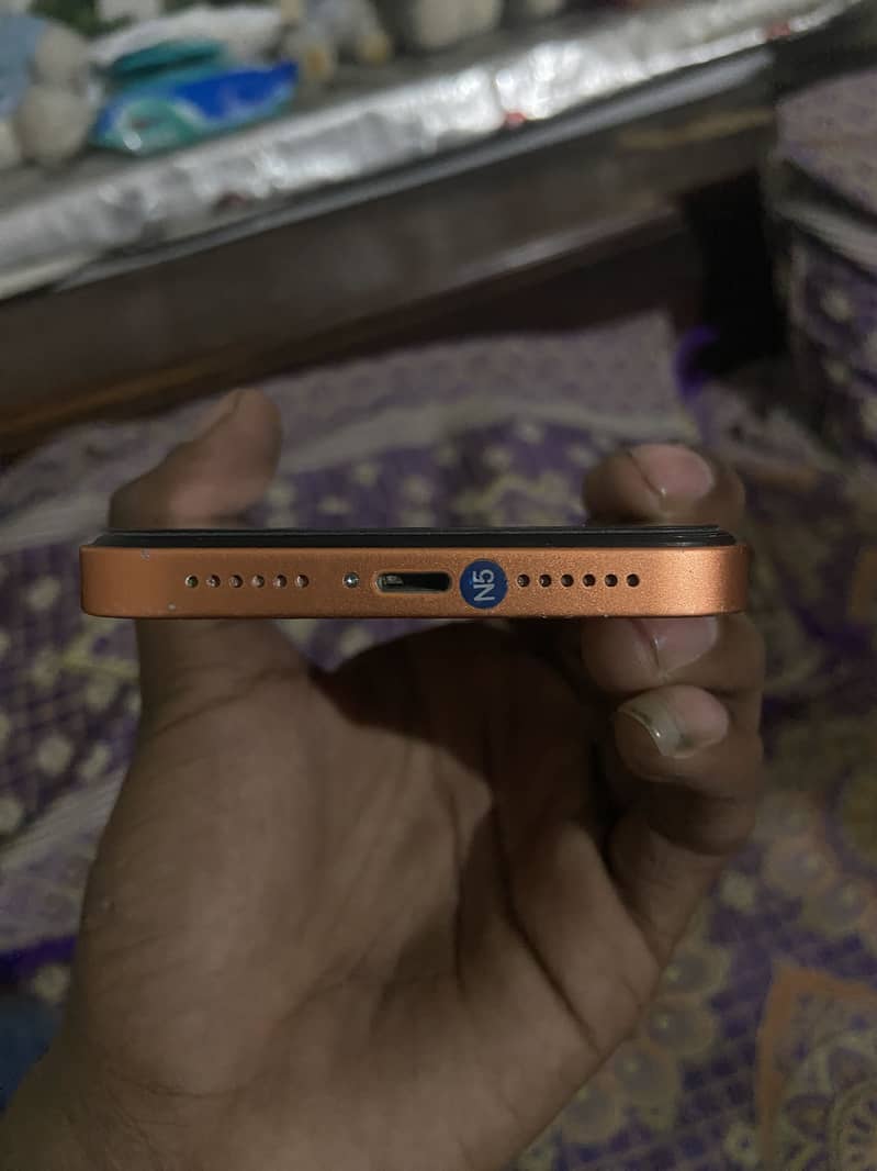 Apple iPhone XR 1