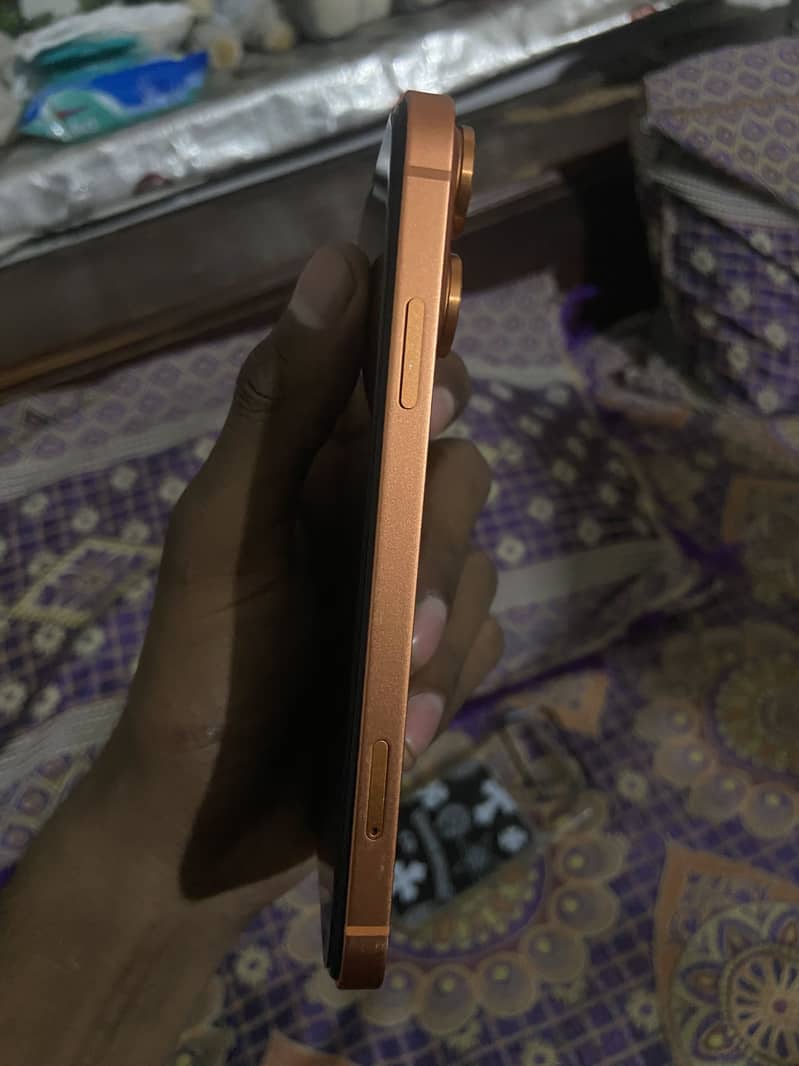 Apple iPhone XR 5