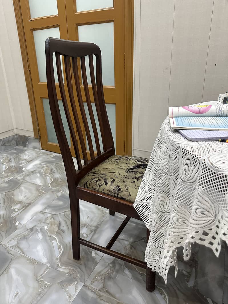 Dining table with 8 chairs 1
