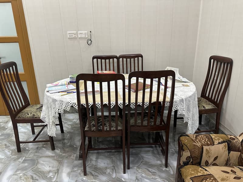 Dining table with 8 chairs 2
