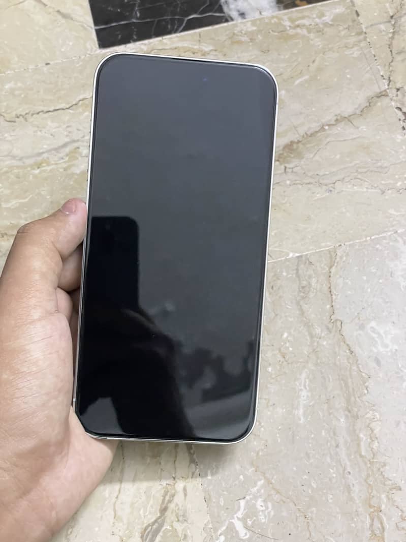 Apple iPhone 14 Pro Max 2