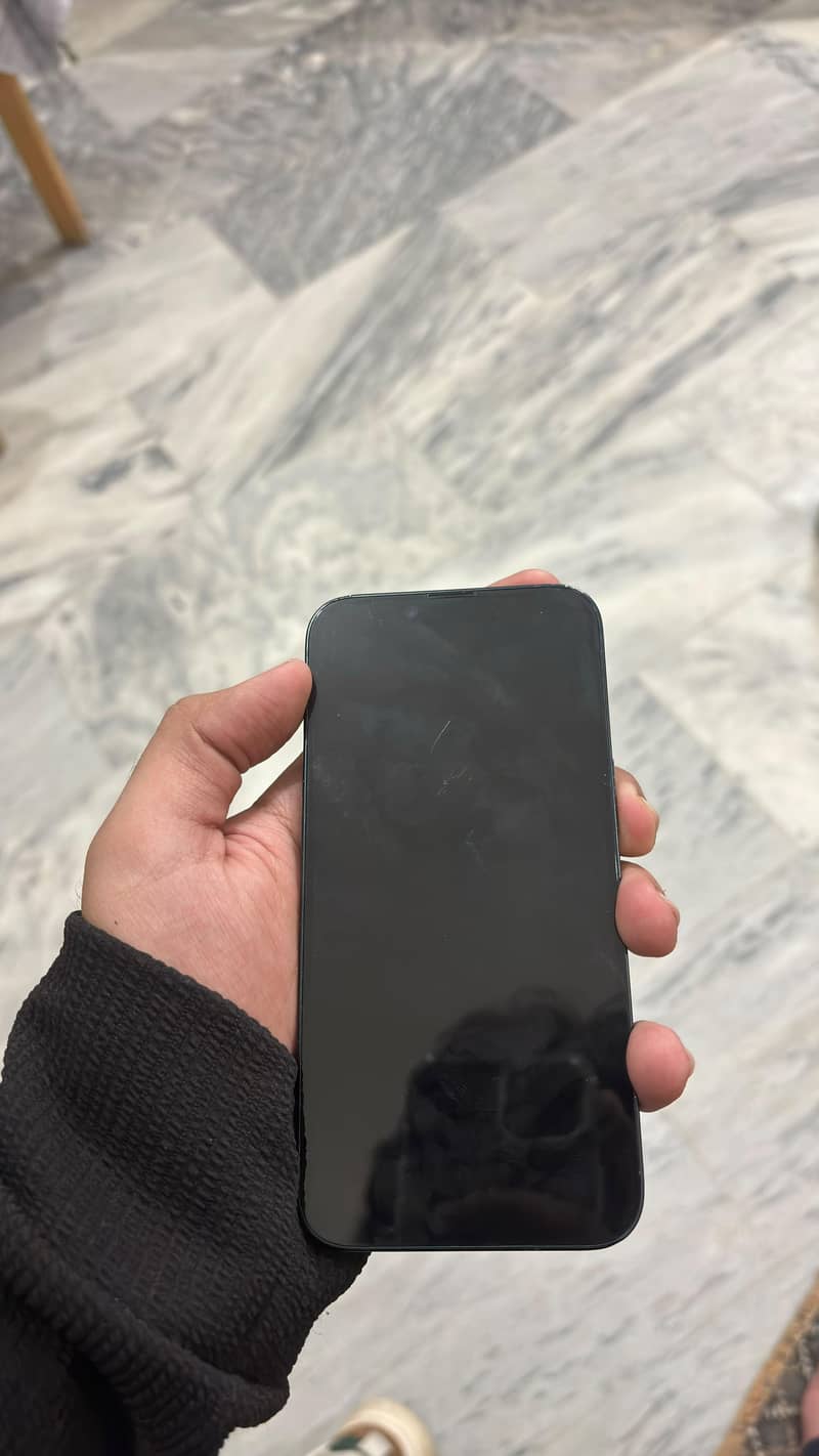 Apple iPhone 14 7