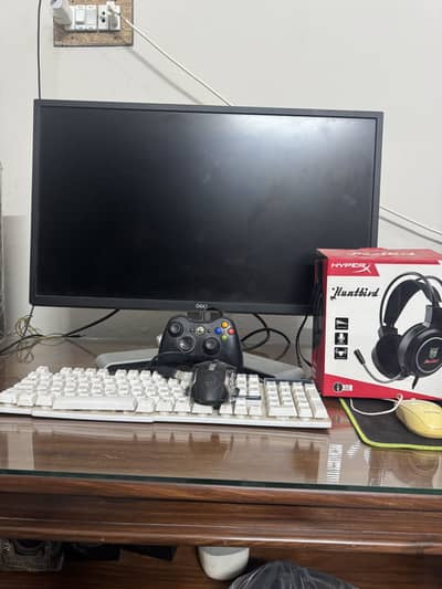 All In One Deal Without cpu(monitor,keyboard,mouse,2 contollers)