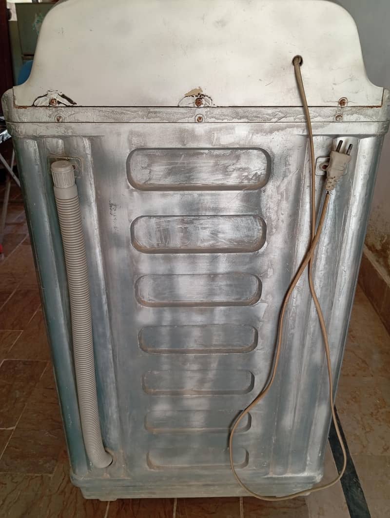 Universal washing machine 4