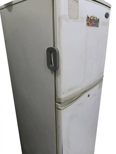 Toshiba fridge/ refrigerator