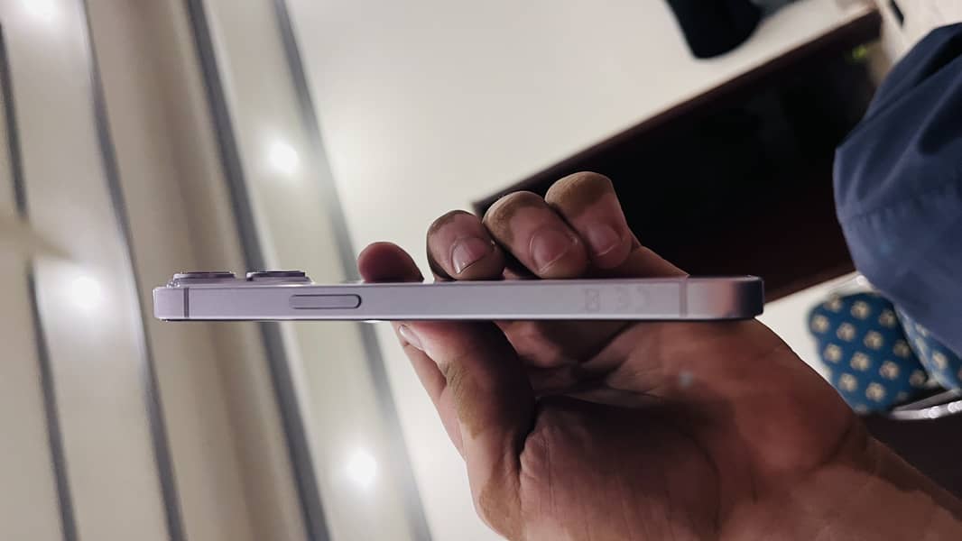 Apple iPhone 14 5