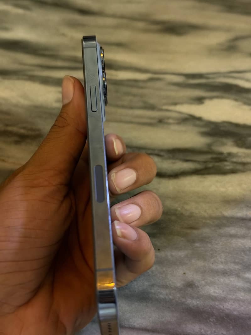 Apple iPhone 13 Pro Max 5
