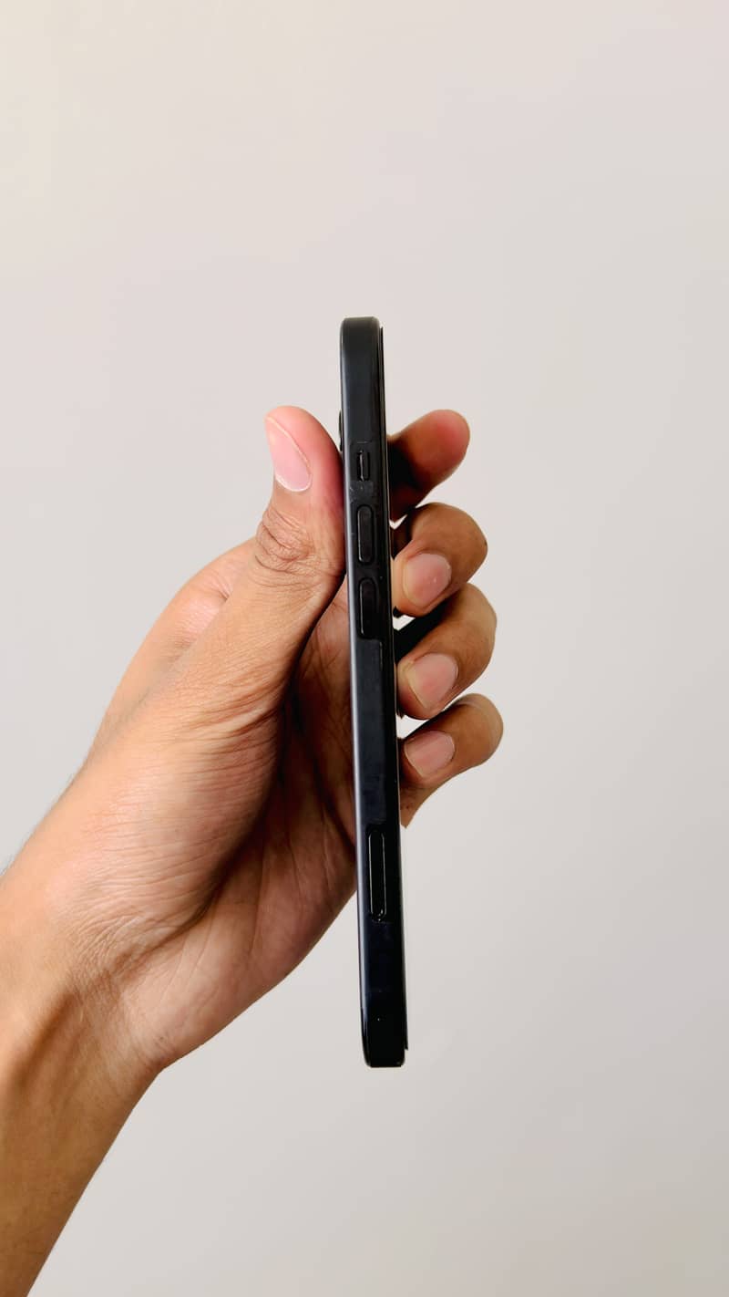 Apple iPhone 15 5