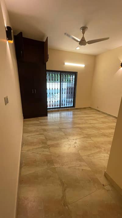 1 KANAL BRAND NEW FULL HOUSE AVAILABLE FOR RENT IEP ENGINEER TOWN
