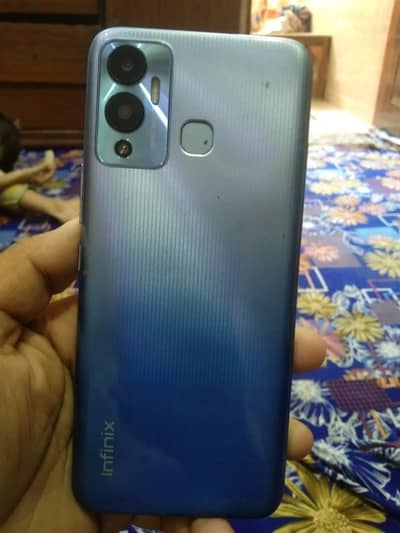 Infinix Hot 12 Play