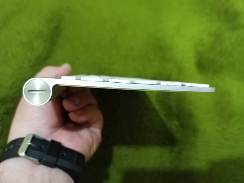 Orignal Apple Bluetooth Wireless Keyboard 5