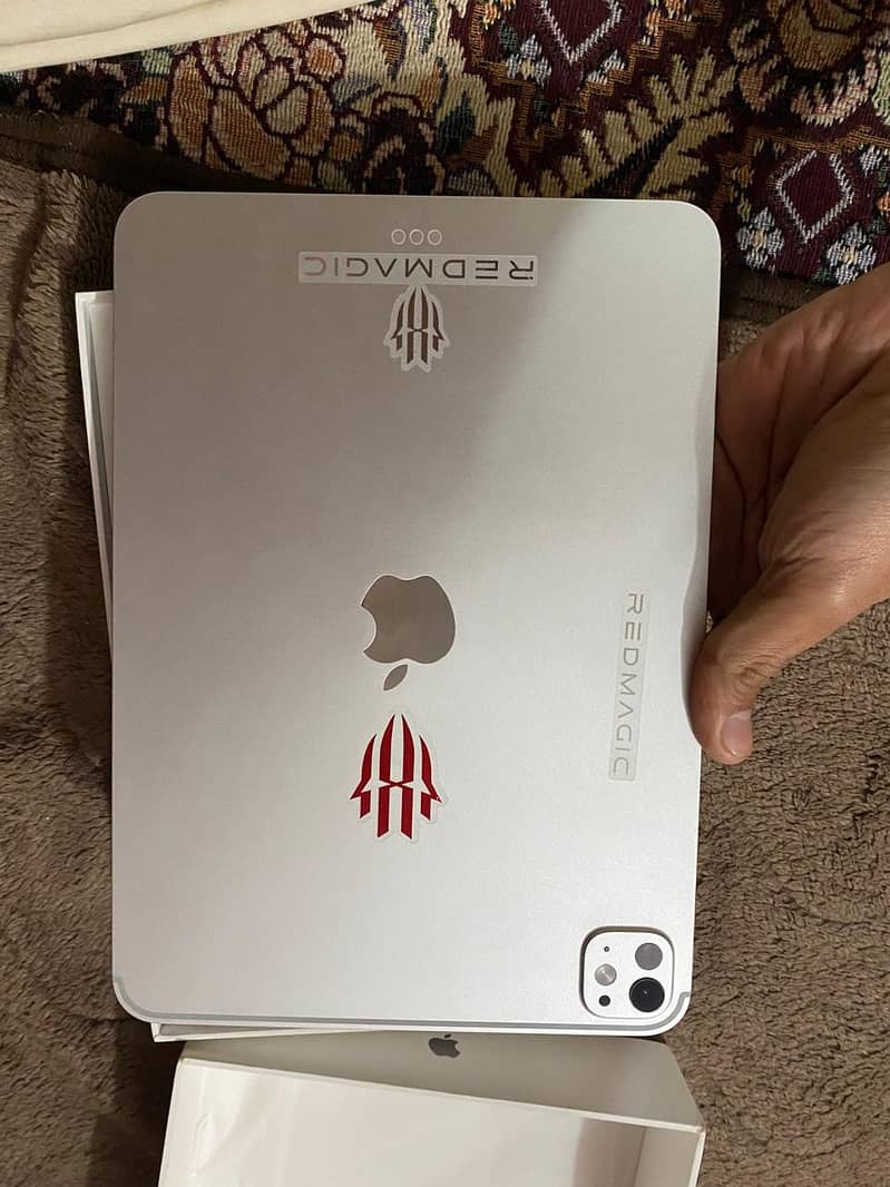 Apple iPad pro m5 1
