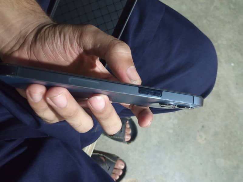 IPHONE 12 PRO MAX 6