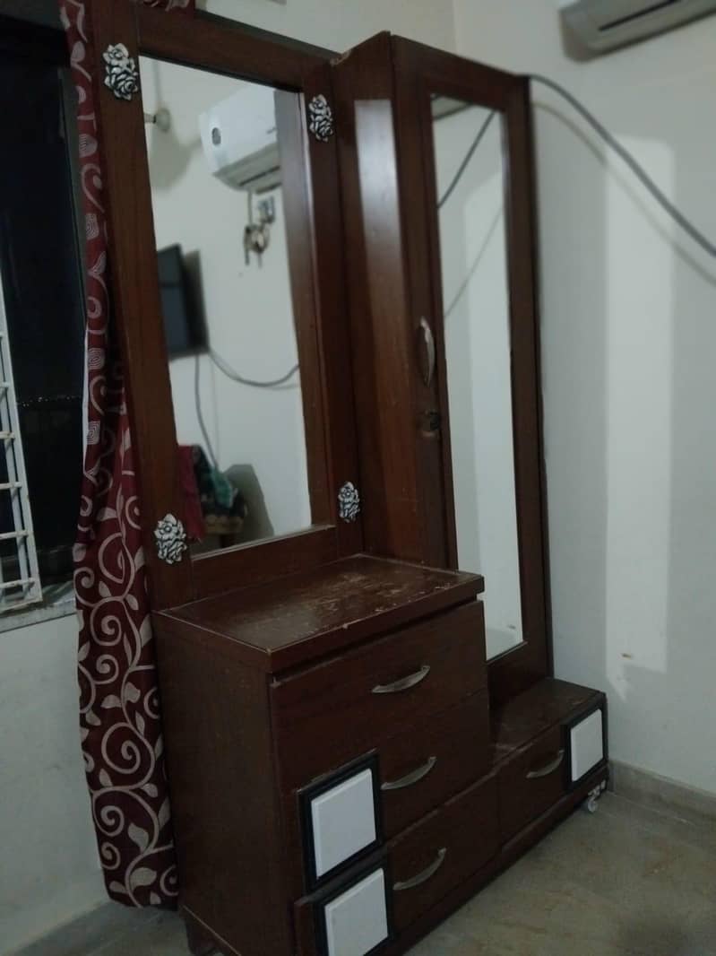 Bed Room Set 0