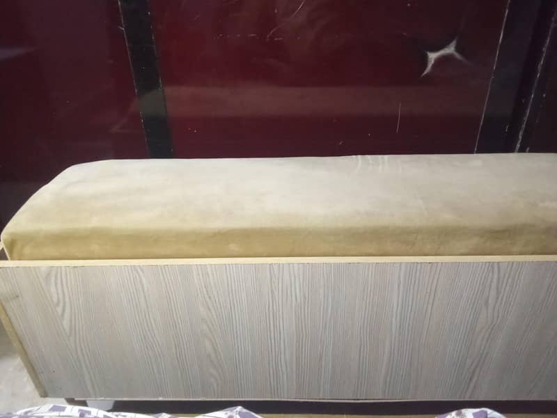 shop counter 1