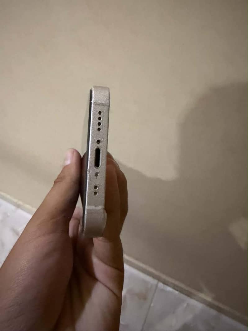 Apple iPhone 12 mini 6