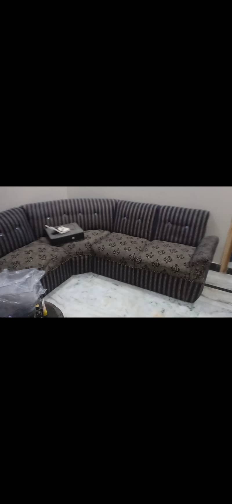 9 seater Sofa set with centre Table 2