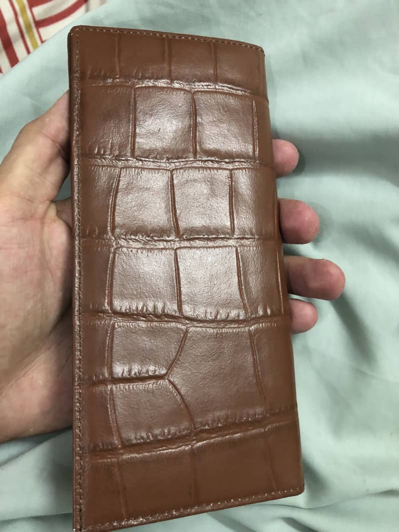Leather wallet 2