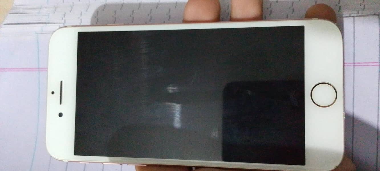 Apple iPhone 7 0