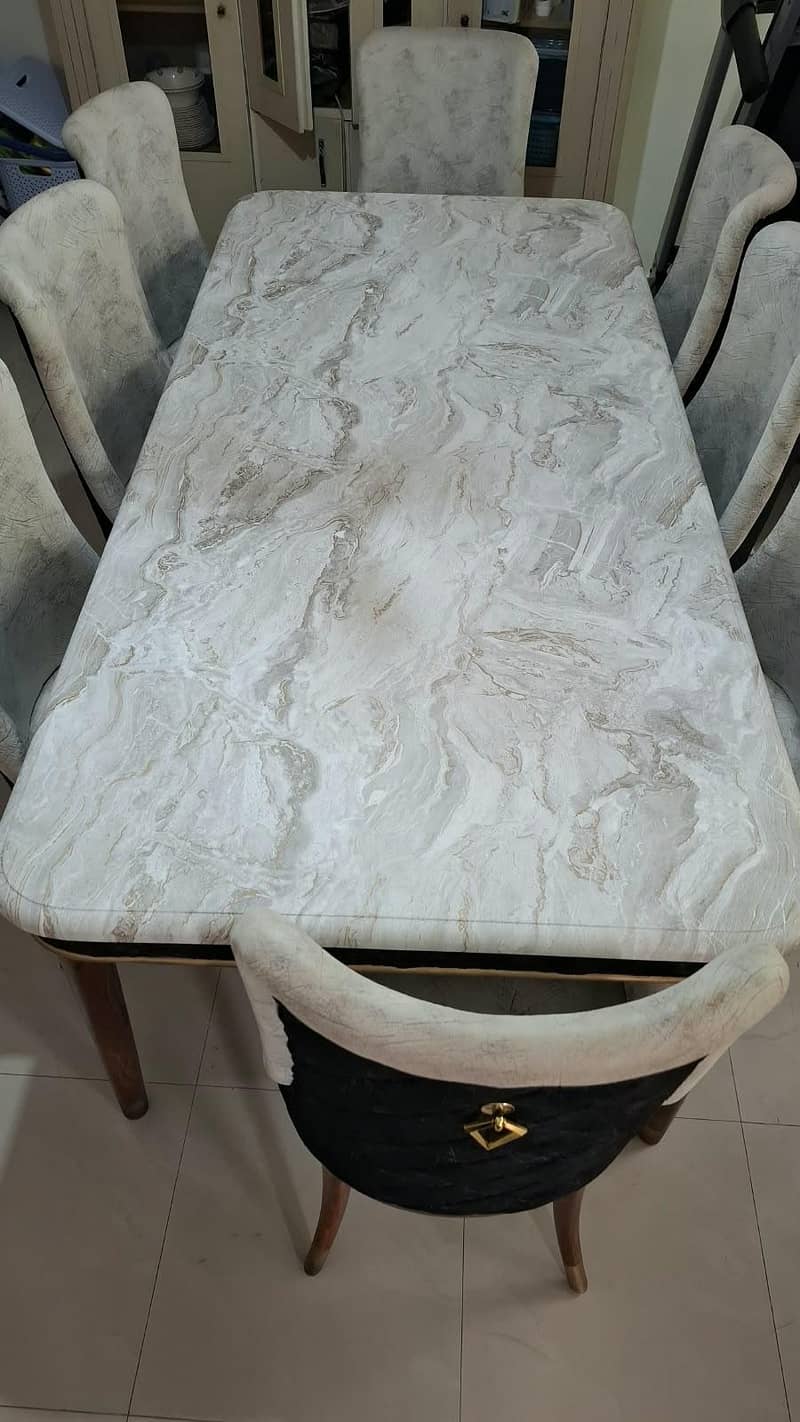 Dining Table for Sale !! 1