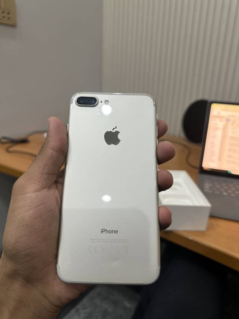Apple iPhone 7 Plus 10/10 WATERPACK 1