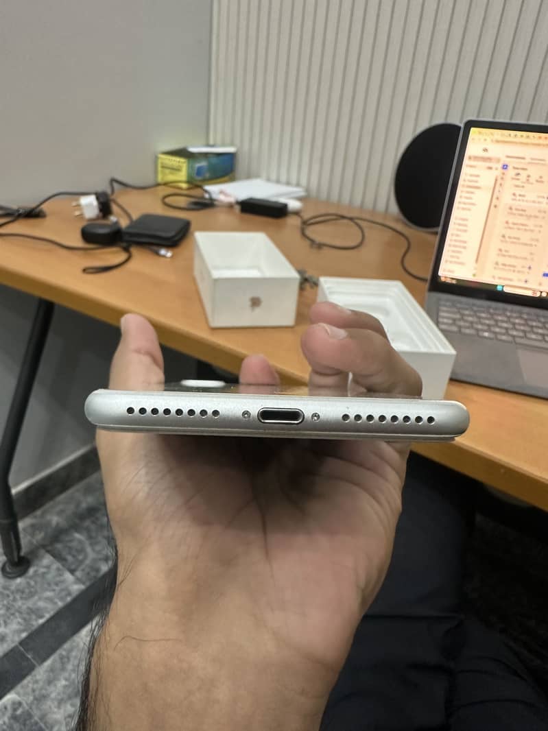 Apple iPhone 7 Plus 10/10 WATERPACK 3