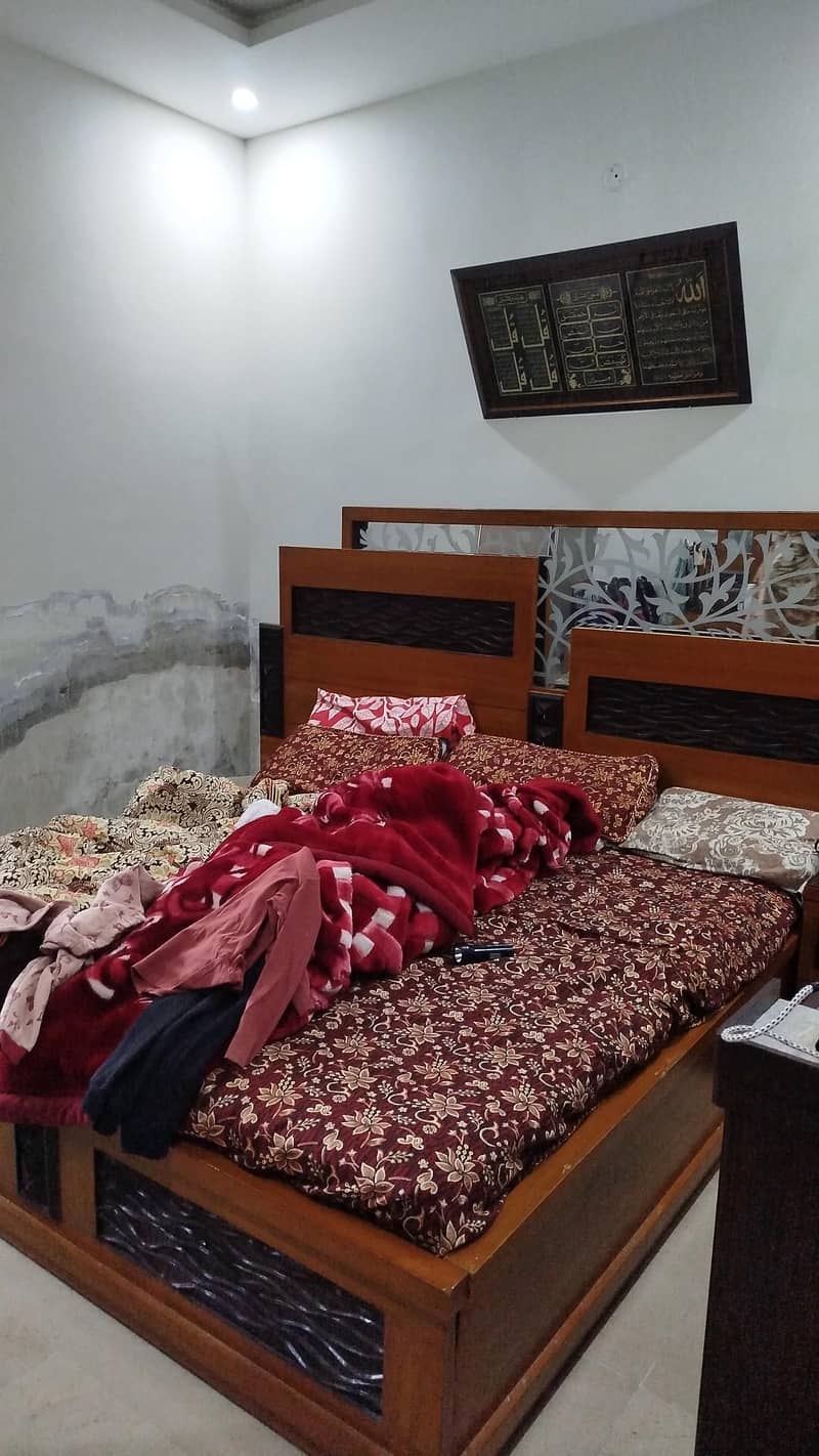 1 bed 2 dividers 0