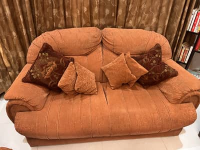 Good condition sofa set