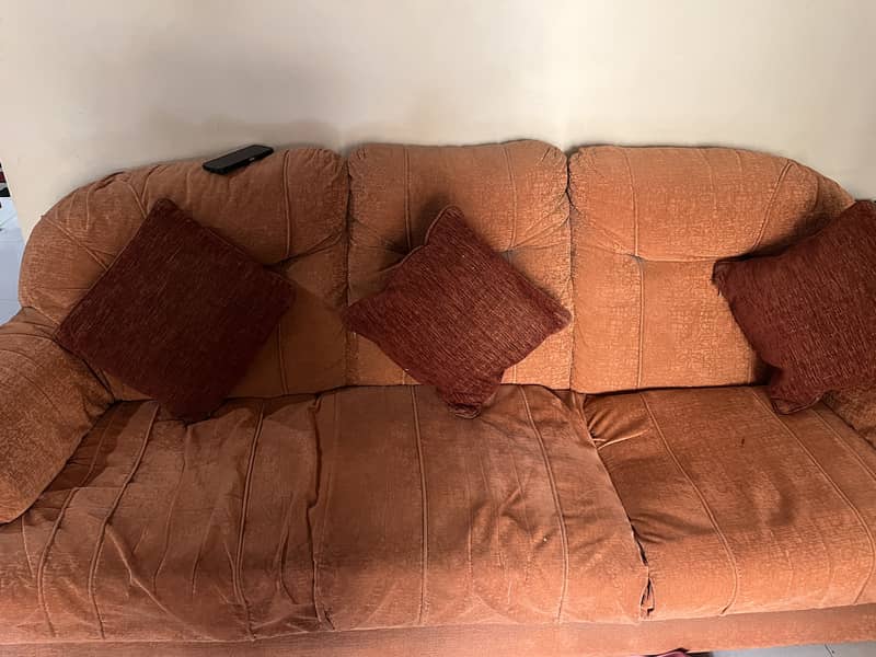 Good condition sofa set 5