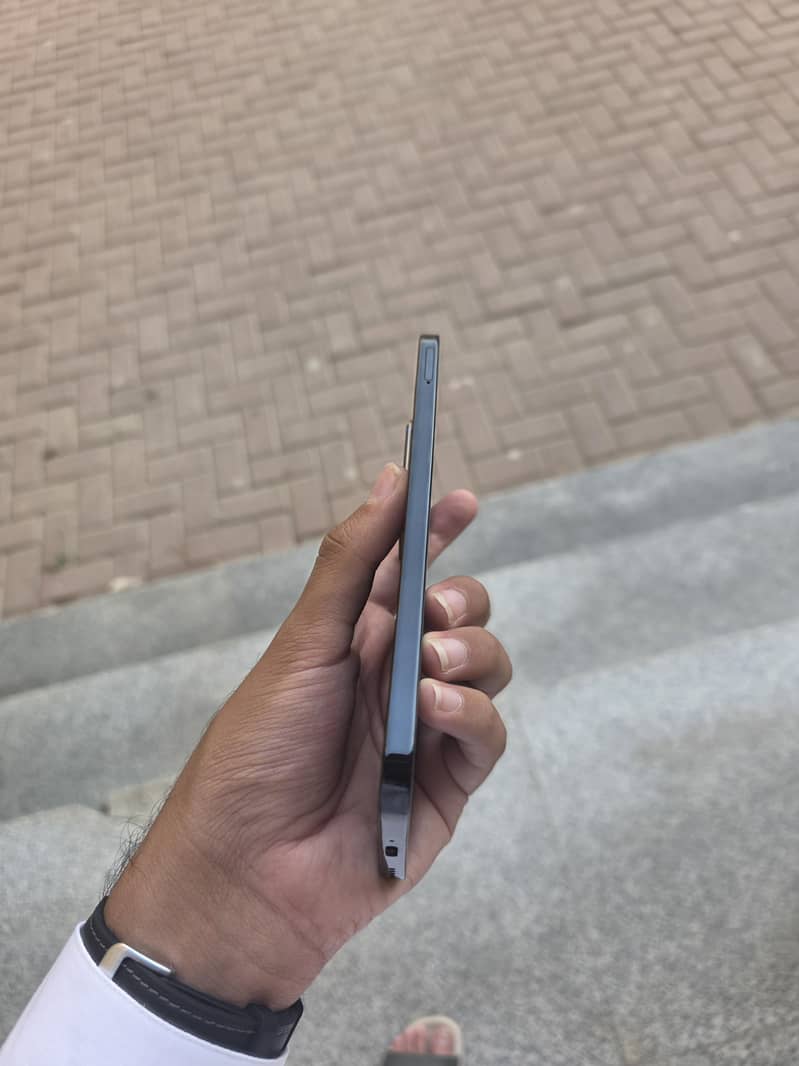 Honor 200 Lite for parts 4
