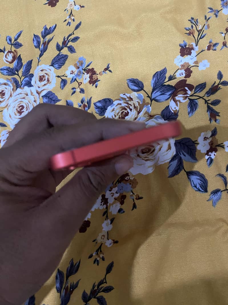 Apple iPhone 12 0
