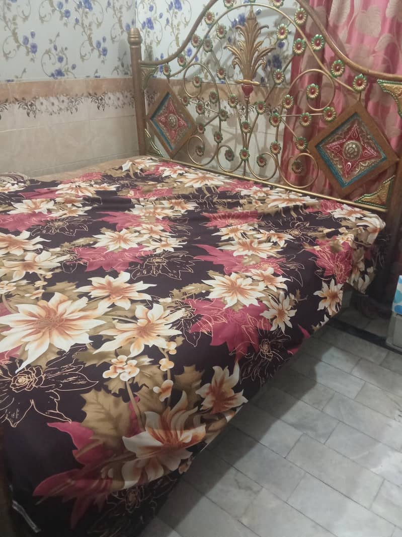 iron bed 6