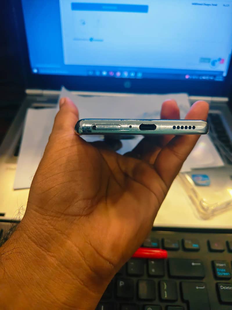Tecno Spark 20 Pro Plus 3