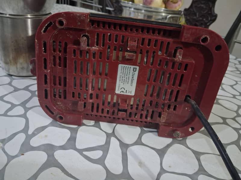 Dawlance Toaster 1