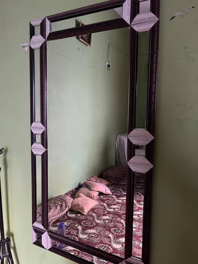 wall mirror