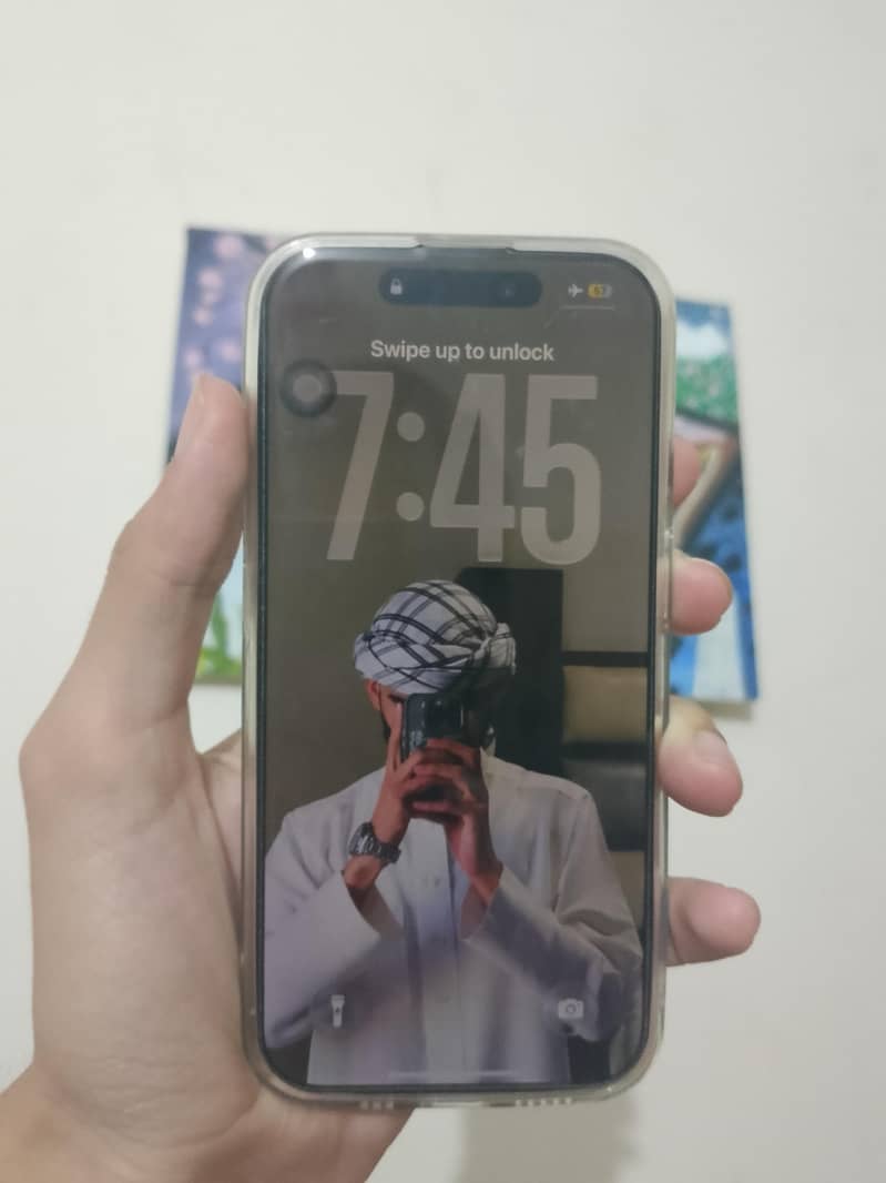 Apple iPhone 15 Pro 1