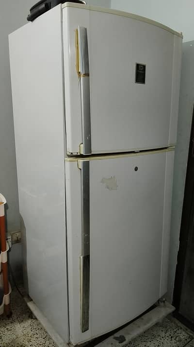 Good condition Dawlance refrigerator