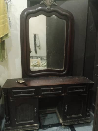 Used Dressing Table for Sale