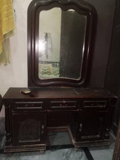 Used Dressing Table for Sale