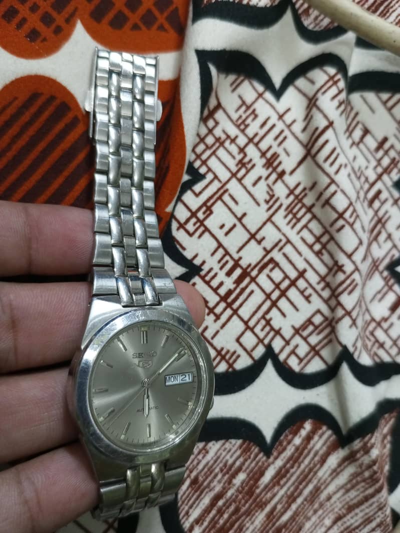 Seiko 5 Automatic 1