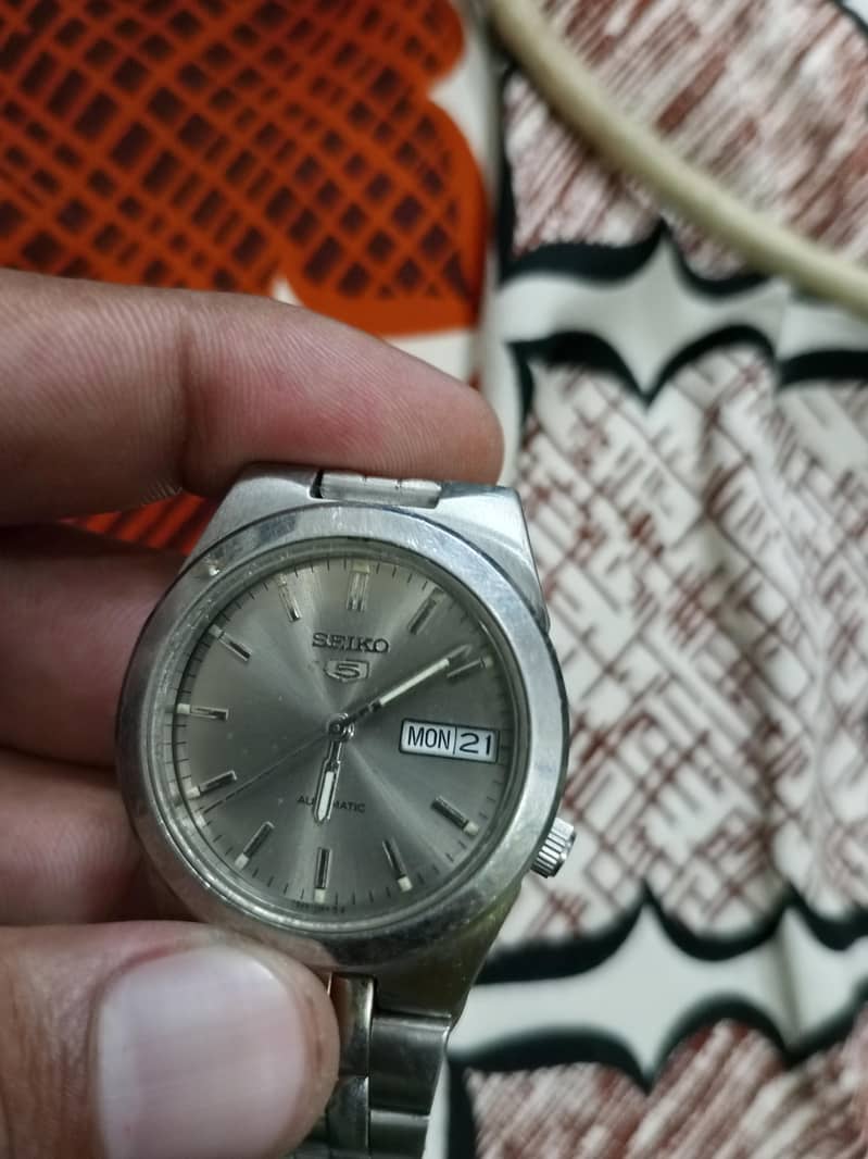 Seiko 5 Automatic 3